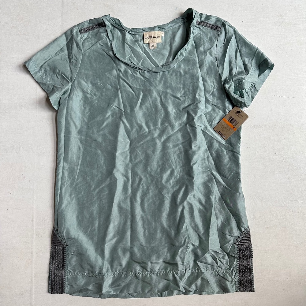 NWT Pure DKNY Pure Silk Blue Embroidered Short Sleeve Top